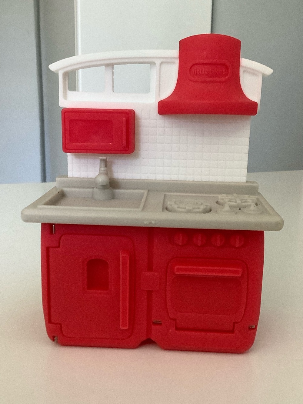 Little Tikes Place- Sink/Stove Combo